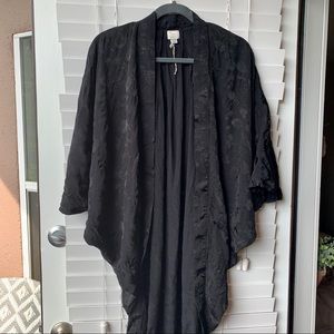Black Dramatic Shrug Cover Up
